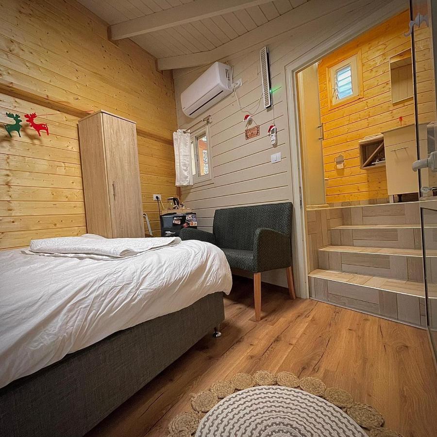 Vida Bhermon 2, One Small Wooden Cabin Majdal Shams Eksteriør billede