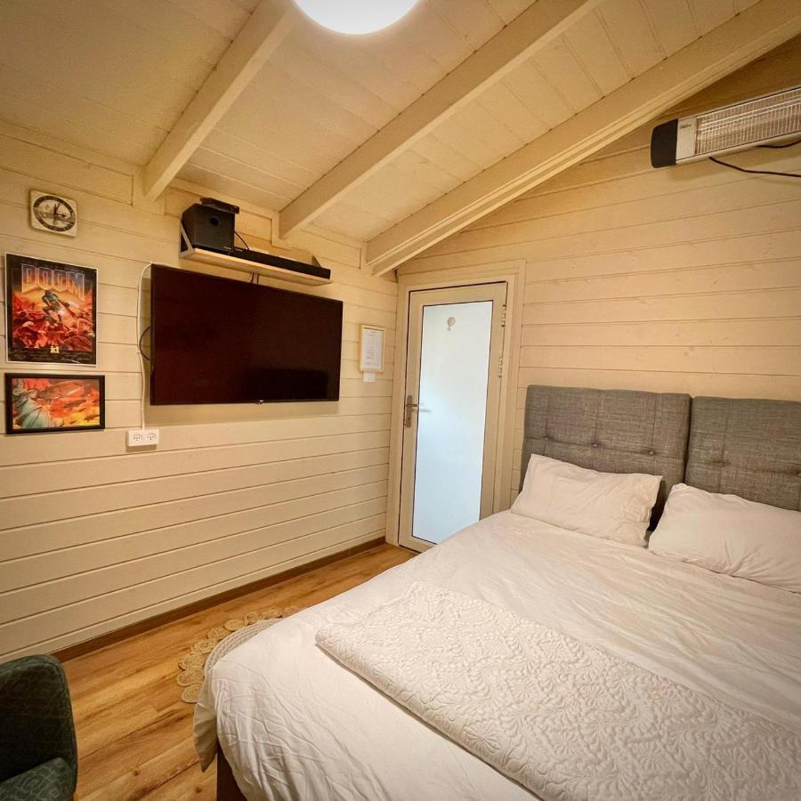 Vida Bhermon 2, One Small Wooden Cabin Majdal Shams Eksteriør billede